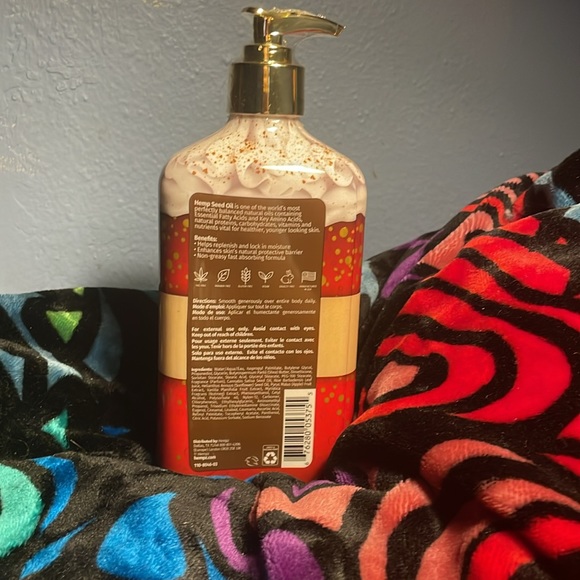 Hempz NEW Limited Edition Body Moisturizer AppleCider & Nutmeg - Picture 2 of 2